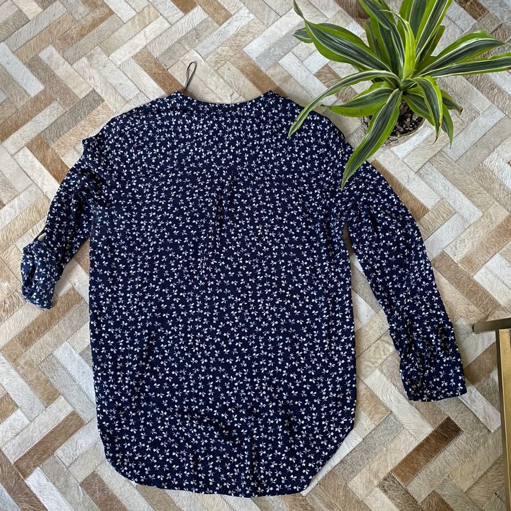 Premise long sleeved blouse navy blue. Size L - Picture 2 of 6